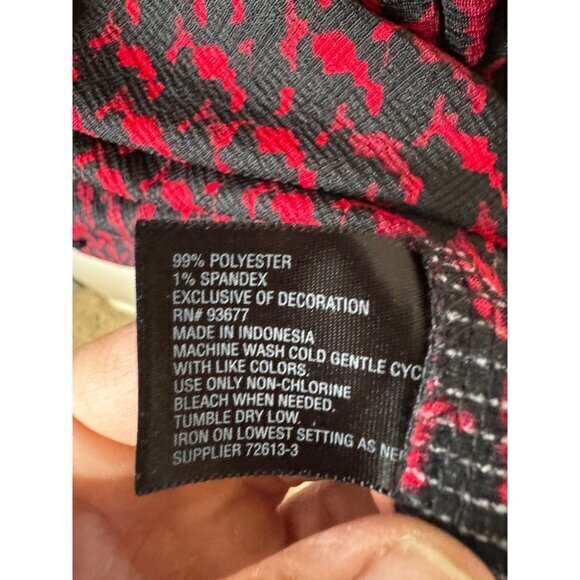 Worthington Women's Black and Red Sleeveless‎ Blouse, sleeveless blouse, - Picture 6 of 6